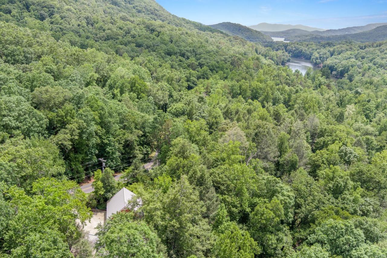 Falling Waters At Rumbling Bald Lake Lure Exterior photo